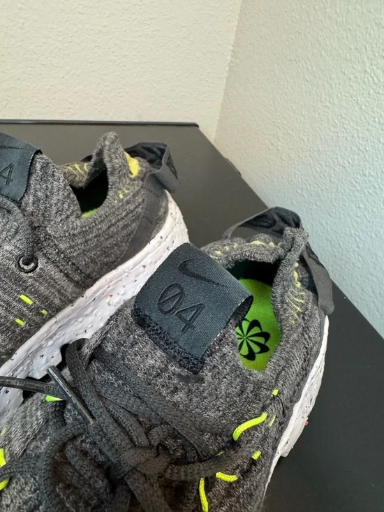 Nike Space Hippie 04 Gray Athletic Sneakers - Picture 3 of 11